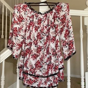 White House Black Market 3/4 length blouse